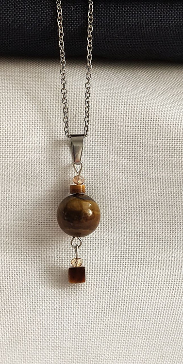 گردنبند مینی مال چشم ببر