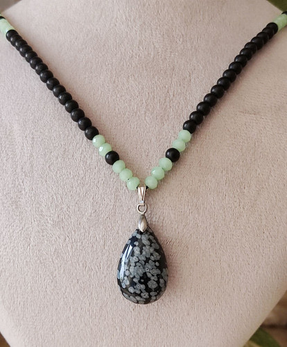 گردنبند سنگ زنانه