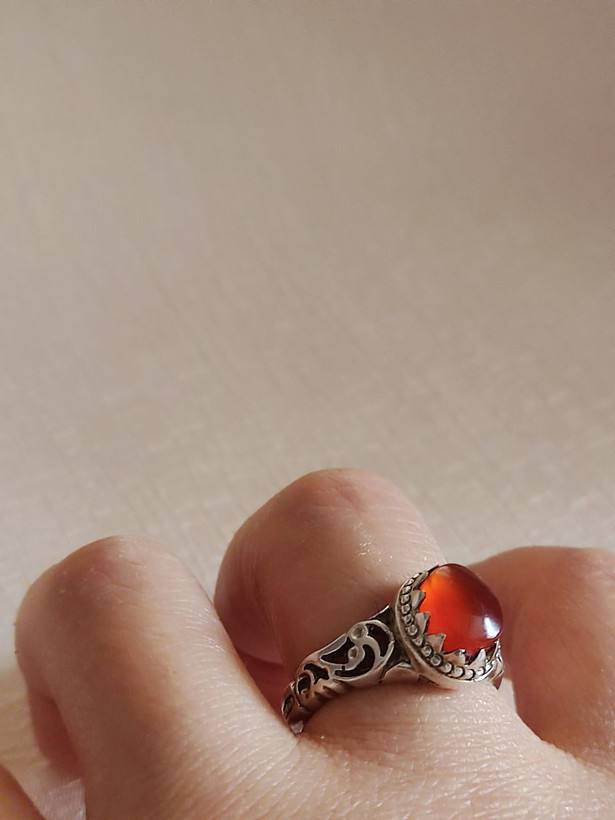 انگشتر نقره مردانه با عقیق یمنی