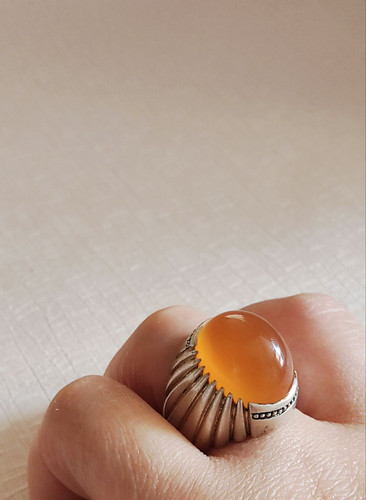 انگشتر نقره مردانه با نگین عقیق یمنی