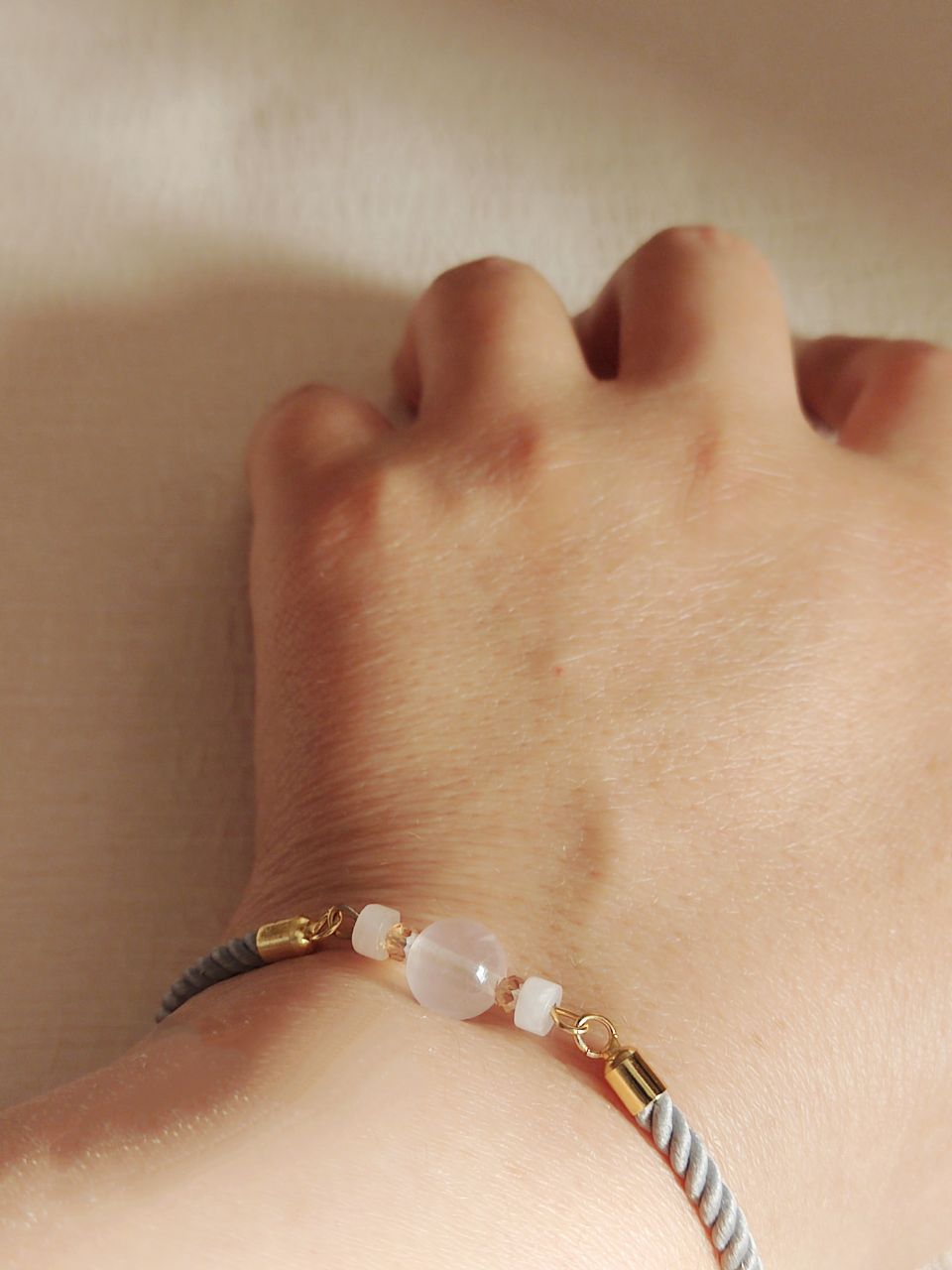 دستبند زنانه رز کوارتز