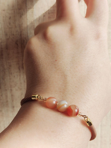 دستبند زنانه عقیق