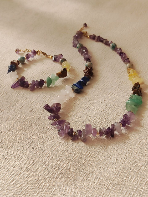 ست گردنبند و دستبند