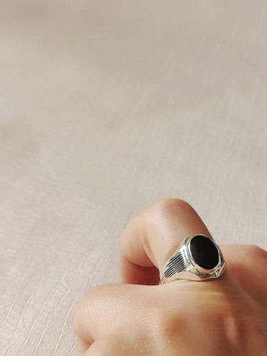 انگشتر نقره مردانه با نگین اونیکس